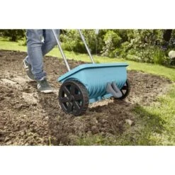 GARDENA - Strooiwagen L - Strooikar - 400m2 - 12.5 Liter 16 GARDENA - Strooiwagen L - Strooikar - 400m2 - 12.5 Liter -Tuingereedschaps Winkel 1200x1200 134