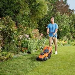 Black & Decker BLACK+DECKER BCMW3318N-XJ Grasmaaier - 18V - 33cm - Excl. Accu & Lader -Tuingereedschaps Winkel 1200x1200 181