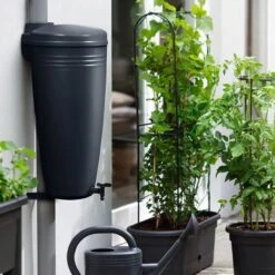 Elho Green Basics Rain Catcher 33 - Regenton Voor Balkonbuiten - Ø 33.5 X H 73.5 Cm - Zwart/Living Black 12 Elho Green Basics Rain Catcher 33 - Regenton Voor Balkonbuiten - Ø 33.5 X H 73.5 Cm - Zwart/Living Black -Tuingereedschaps Winkel 1200x1200 983