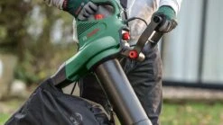 Bosch UniversalGardenTidy 2300 Bladblazer - Op Snoer - 2300 W -Tuingereedschaps Winkel 1200x675 25