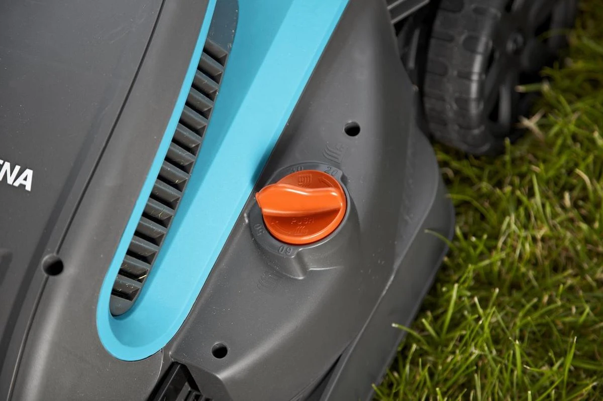 GARDENA - PowerMax™ 1200/32 0- Grasmaaier (gemotoriseerd) - Maaibreedte 32 Cm 5 GARDENA - PowerMax™ 1200/32 0- Grasmaaier (gemotoriseerd) - Maaibreedte 32 Cm - Afbeelding 5