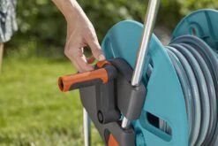 GARDENA - AquaRoll M CleverRoll Easy Slangenwagen - Maximaal 60 Meter - Inklapbare Zwengel -Tuingereedschaps Winkel 1200x800 269