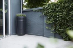 Elho Green Basics Regenton - Regenton - Living Black - Buiten - 200 Liter 25 Elho Green Basics Regenton - Regenton - Living Black - Buiten - 200 Liter -Tuingereedschaps Winkel 1200x800 292