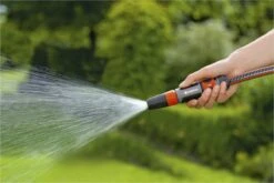 GARDENA Tuinspuit - Spuitpistool 25 GARDENA Tuinspuit - Spuitpistool -Tuingereedschaps Winkel 1200x800 329