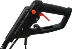 Profeco Tuinfrees Elektrisch 1050W - Grondfrees Verrijdbaar - Werkbreedte: 360mm 7 Profeco Tuinfrees Elektrisch 1050W - Grondfrees Verrijdbaar - Werkbreedte: 360mm -Tuingereedschaps Winkel 1200x826 1