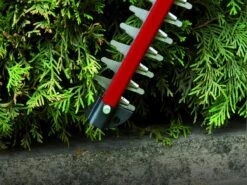 Einhell Accu Heggenschaar GE-CH 1846 Li-Solo Power X-Change (Li-Ion - 18 V - 46 Cm Zaaglengte - 15 Mm Tandafstand - Ergonomische Handgreep - Zonder Accu En Lader) 28 Einhell Accu Heggenschaar GE-CH 1846 Li-Solo Power X-Change (Li-Ion - 18 V - 46 Cm Zaaglengte - 15 Mm Tandafstand - Ergonomische Handgreep - Zonder Accu En Lader) -Tuingereedschaps Winkel 1200x900 1