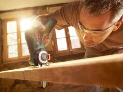 Bosch EasyCut 12 Accu Microkettingzaag - Met 1 X 12 V Accu En Lader 15 Bosch EasyCut 12 Accu Microkettingzaag - Met 1 X 12 V Accu En Lader -Tuingereedschaps Winkel 1200x900 19