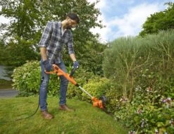 Black & Decker BLACK+DECKER BESTA525-QS Grastrimmer - 450W - 25cm - Gesnoerd -Tuingereedschaps Winkel 1200x925