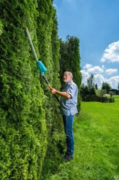 GARDENA - THS 42/18v Accu - Heggenschaar - 42cm - Met Draaibare Kop 7 GARDENA - THS 42/18v Accu - Heggenschaar - 42cm - Met Draaibare Kop -Tuingereedschaps Winkel 799x1200 11