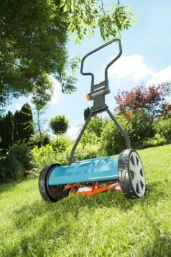 GARDENA Kooimesmaaier 330 Grasmaaier - Maaibreedte 33 Cm - Gazons Tot Ca. 150 M² 17 GARDENA Kooimesmaaier 330 Grasmaaier - Maaibreedte 33 Cm - Gazons Tot Ca. 150 M² -Tuingereedschaps Winkel 799x1200 23
