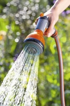 GARDENA - Classic- Multifunctionele Broeskop - Exclusief Verlengsteel -Tuingereedschaps Winkel 800x1200 100