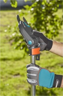 GARDENA - Comfort Takkenschaar StarCut 160 - Snoeischaar - Reikwijdte Ca. 3.5 M - Max Knipdiameter 32 Mm 14 GARDENA - Comfort Takkenschaar StarCut 160 - Snoeischaar - Reikwijdte Ca. 3.5 M - Max Knipdiameter 32 Mm -Tuingereedschaps Winkel 800x1200 5