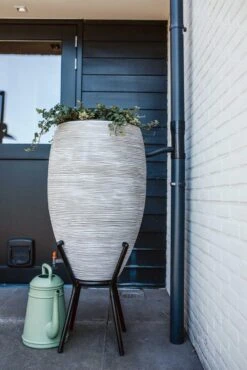 Capi Europe - Regenton Rib NL - 56x123 - Ivoor - Voor Binnen En Buiten - RKOFI1132 7 Capi Europe - Regenton Rib NL - 56x123 - Ivoor - Voor Binnen En Buiten - RKOFI1132 -Tuingereedschaps Winkel 801x1200 9