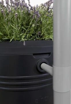 Elho Green Basics Regenton - Regenton - Living Black - Buiten - 200 Liter 37 Elho Green Basics Regenton - Regenton - Living Black - Buiten - 200 Liter -Tuingereedschaps Winkel 823x1200 5